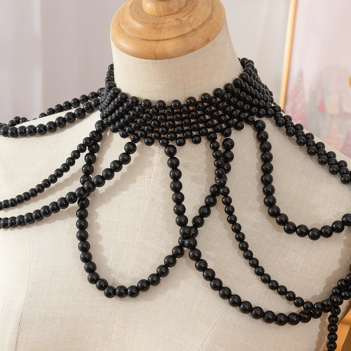 سلسلة كتف لؤلؤية مجوهرات تصميم علامة تجارية كبيرة لحفلات الزفاف وقلادة كبيرة وسلسلة كتف لحفلات الزفاف