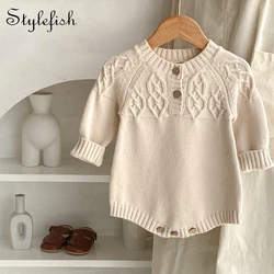 Autumn New 0-2 Year Old Baby Clothing Round Neck Pullover Sweetheart Knitted Long sleeved Sweetheart Triangle Creeper