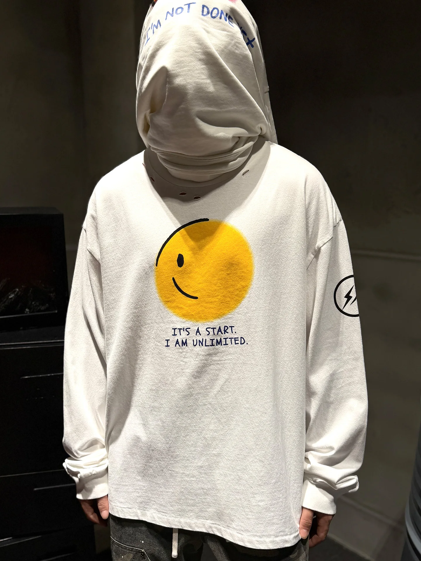 Retro American Casual Long Sleeve T-Shirt Men Women Washed Outdated Print Loose Fit Cotton Breathable Comfortable Unisex