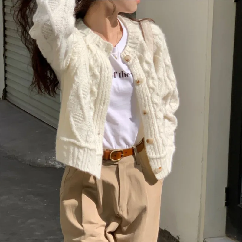 Autumn Women Cable Twist Knitted Cardigan Crew Collar Single-breasted Buttons Sweater Loose Jumper Khaki Beige