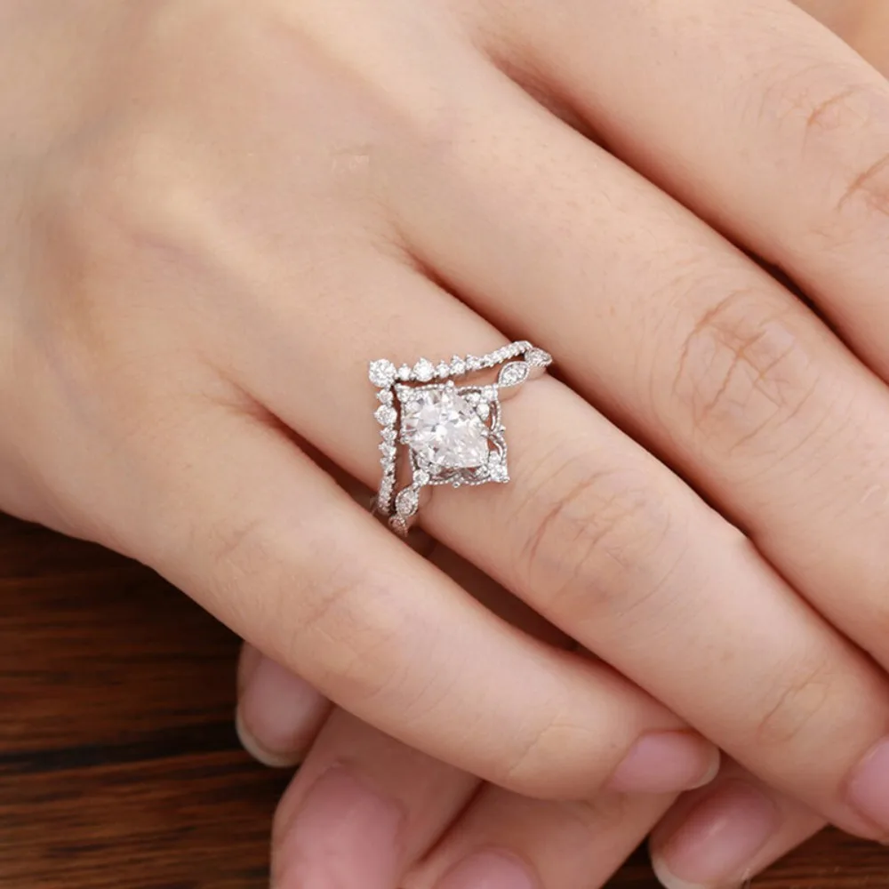Luxury Temperament High Quality 5A Zircon Waterdrop Shape Lacy Edge Crown Stackable Rings for Women Bride Wedding Jewelry Gifts