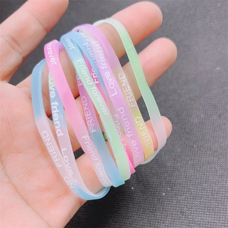 10/20/30 Pcs Wholesale Fluorescent Bracelets English Letter Simple Glow Colored Silicone Bracelets Party Gifts DIY Accessories