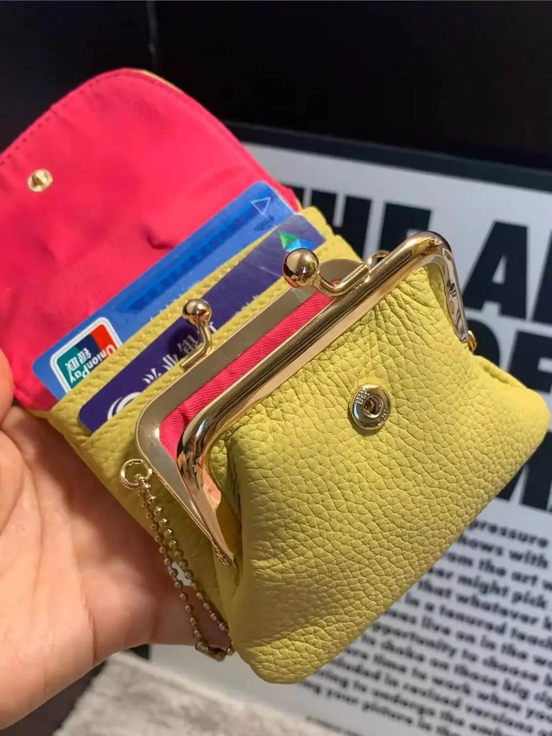 Leather Coin Purse Women's Multi-Functional Large Capacity Fashion Lock Buckle Bag Japanese Style Creative Coin Storage Bag