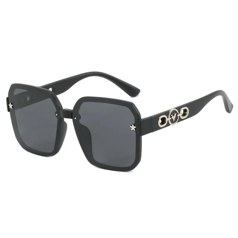 

Women's Chic Oversized Square Polarized Sunglasses UV400 Slimming Face Lightweight Natural Look TikTok Viral Retro Fashion‌