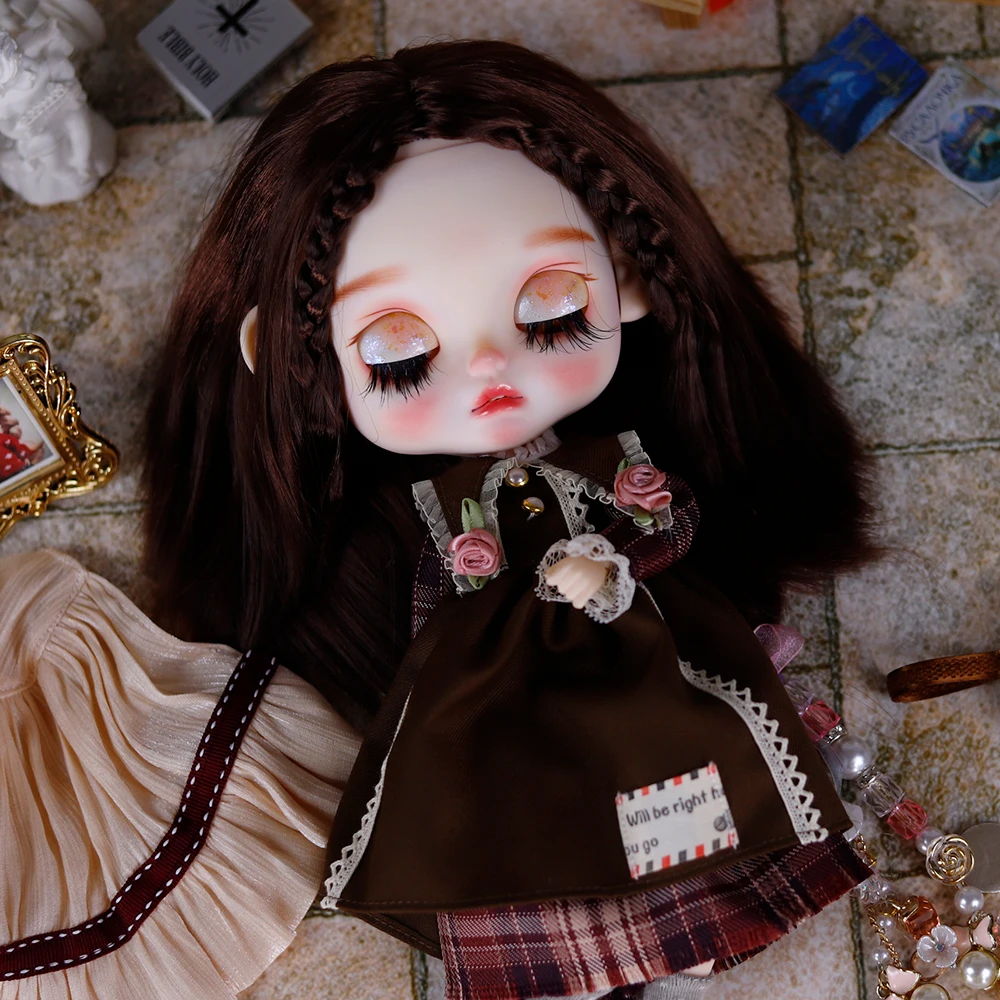 

ICY DBS Blyth Doll 1/6 BJD Стиль отпуска Стиль отдыха Современный стиль Серия Индивидуальные резные подарки для бровей, губ и лица ручной работы