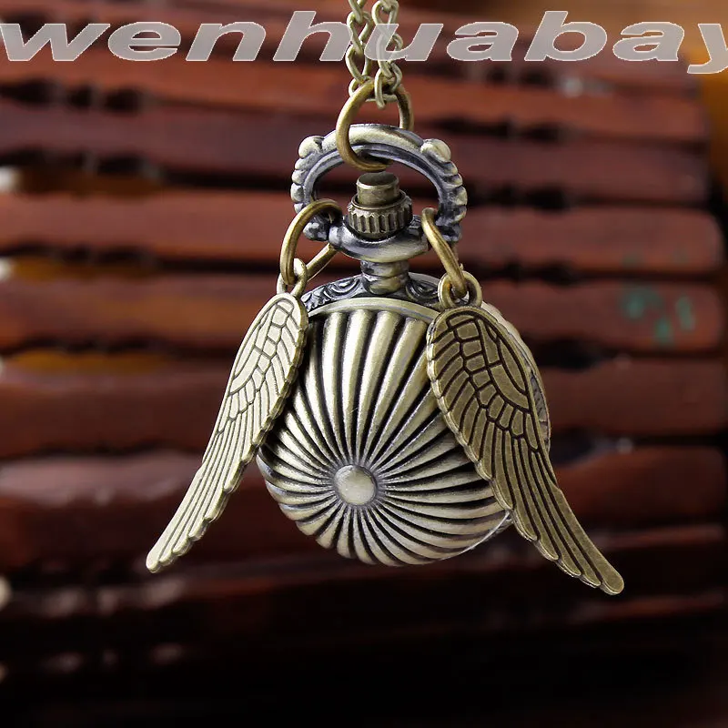 Harry Potter Pocket Watch Snitch Wings Necklace Vinyl Figure Toys Creative Vintage Pocket Watch Bronze Small Pocket Watch Toys