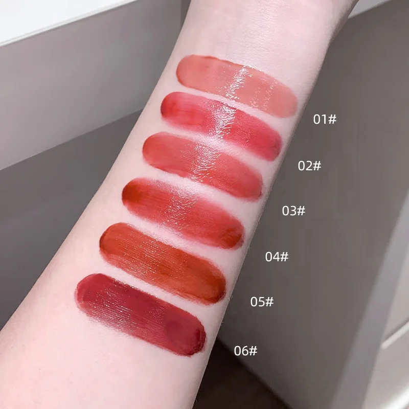 ゲゲベア グラス質感リップグロス、自然な白さ、色落ちしにくい、クリスタルのようなぷっくり唇、高級感のあるライトメイクルック