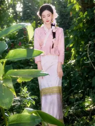 

Chinese Dai Ethnic Style Pink Sweet Clothing Set