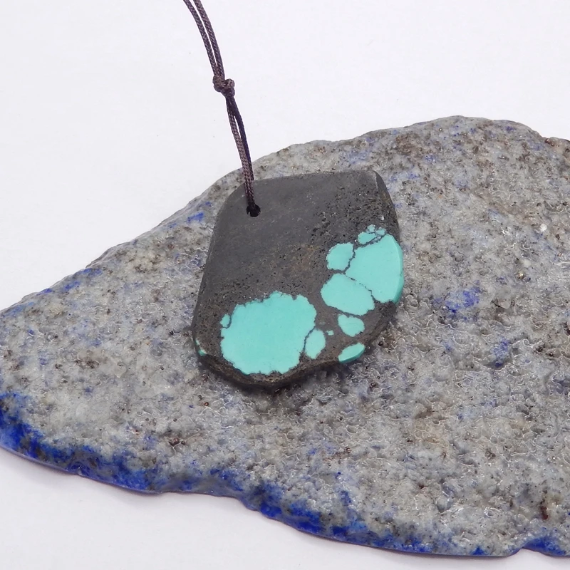 Handmade Jewelry Natural Stone Turquoise Nugget Pendant Bead Fashion Necklace Accessories 32x25x4mm 5g