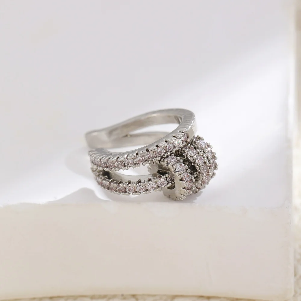 Women's Non Piercing Ear Cuff Silver Color Pave CZ Twisted Interlocking Chain Clip On Ear Jewelry for Cocktail Party Anniversary