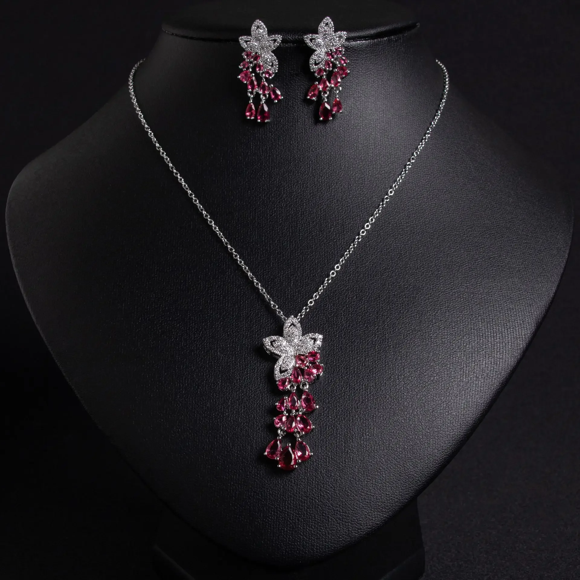 

Frosted Crimson K-Style Zircon Set | Precision Faceted Drops | Red Carpet Power Jewelry