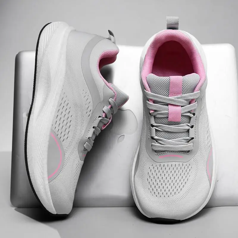 wide-fit-barefoot-indoor-fitness-shoes-training-sneakers-women's-flat-arch-support-wave-pattern-rubber-outsole-breathable