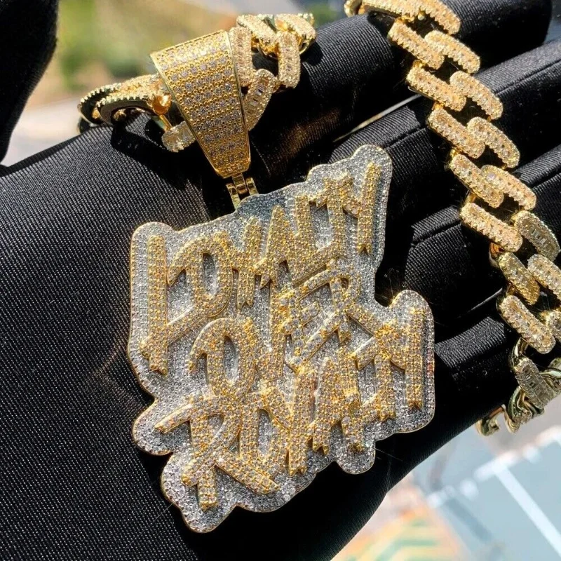 New Fashion Royal Letter Pendant Necklace Hip Hop Sparkling Cube Zirconia Men\'s Party Jewelry