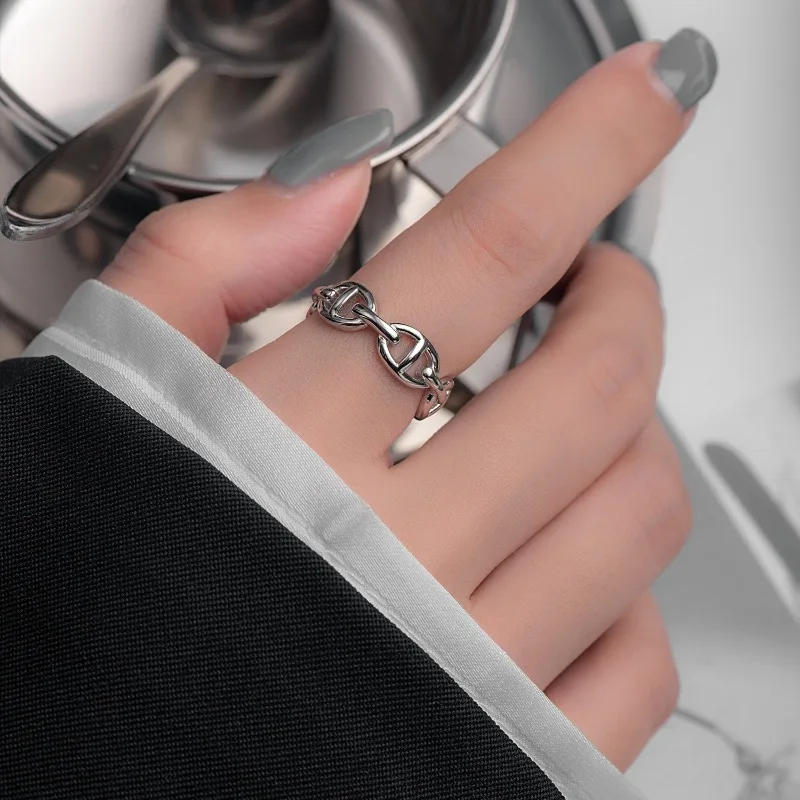 New Arrival Pig‑Nose Open Ring for Women, Niche‑Designed Premium‑Vibe Minimalist Plain Band Versatile Fashion Ladies Ring