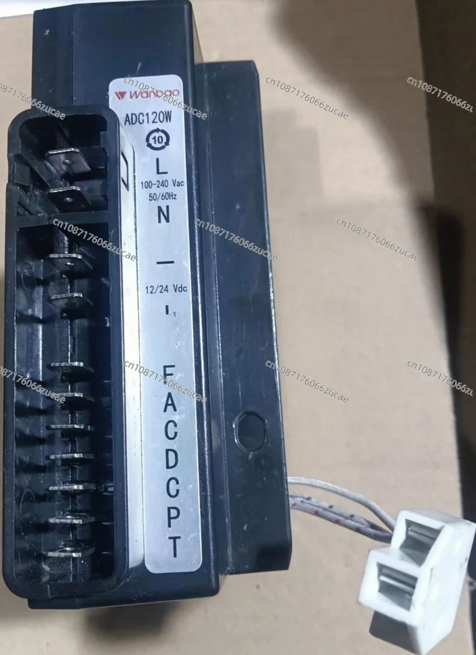 

Wanbao ADC120W Автомобильный холодильник DC12/24V Драйвер компрессора с регулируемой частотой