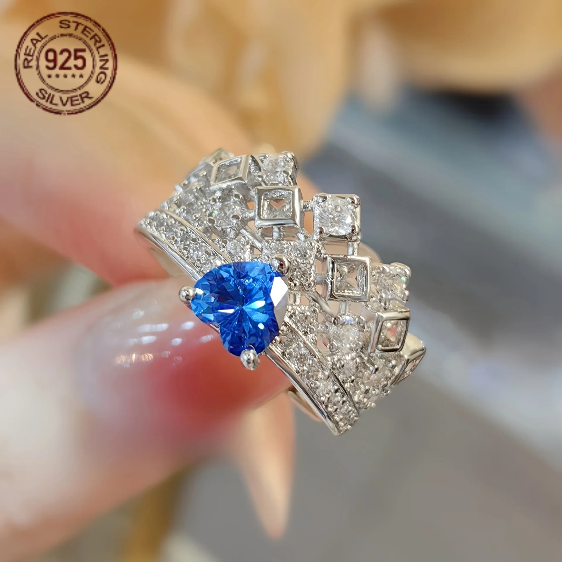 

2026 New Fashion 925 Sterling Silver Rings Romantic Love Heart Crown Ring White Gold Plated Wedding Engagement Bride Jewelry