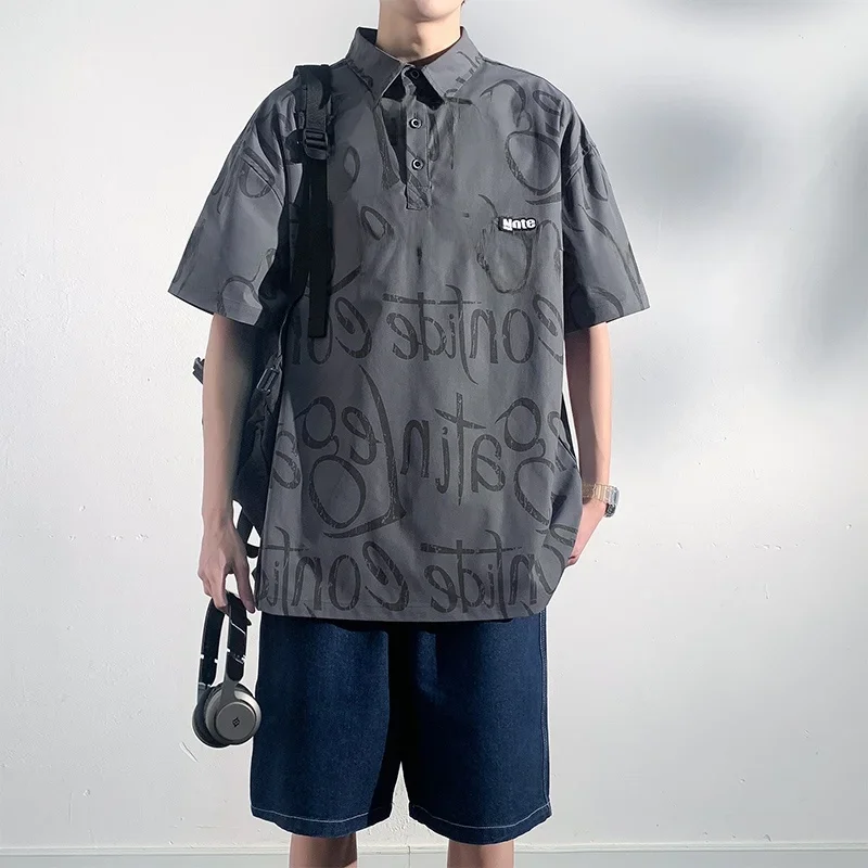 プラスサイズのメンズポロシャツヴィンテージレター Tシャツカジュアルポロネック夏のファッション Tシャツボタンルーズ半袖トップス服
