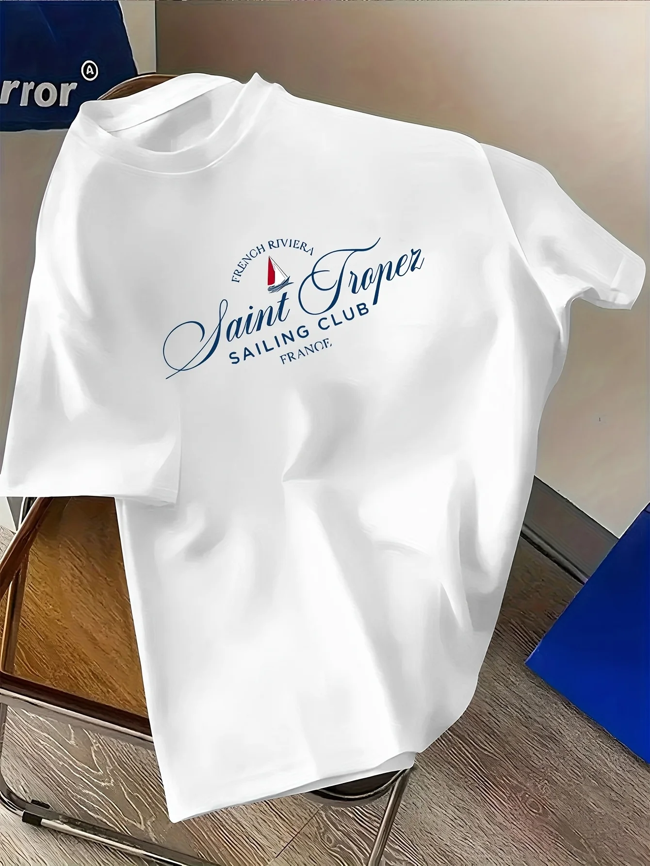 Camiseta con Gráfico Náutico del Club de Vela de Saint Tropez para Hombre, Transpirable, 100% Algodón, Perfecta para el Verano, Estilo Urbano, Estilo Costero Moderno
