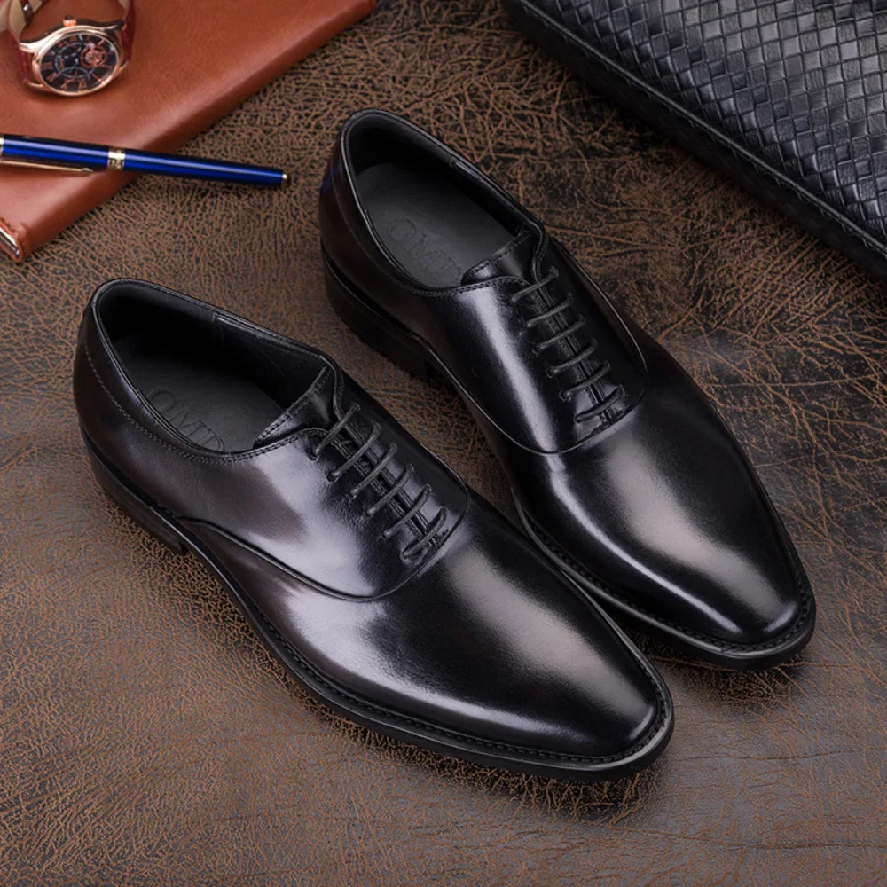 Fashion Square Toe Formal Leather Shoes for Men Premium Cowhide Leather Simple Business Casual Dress Shoes for Gentlemen