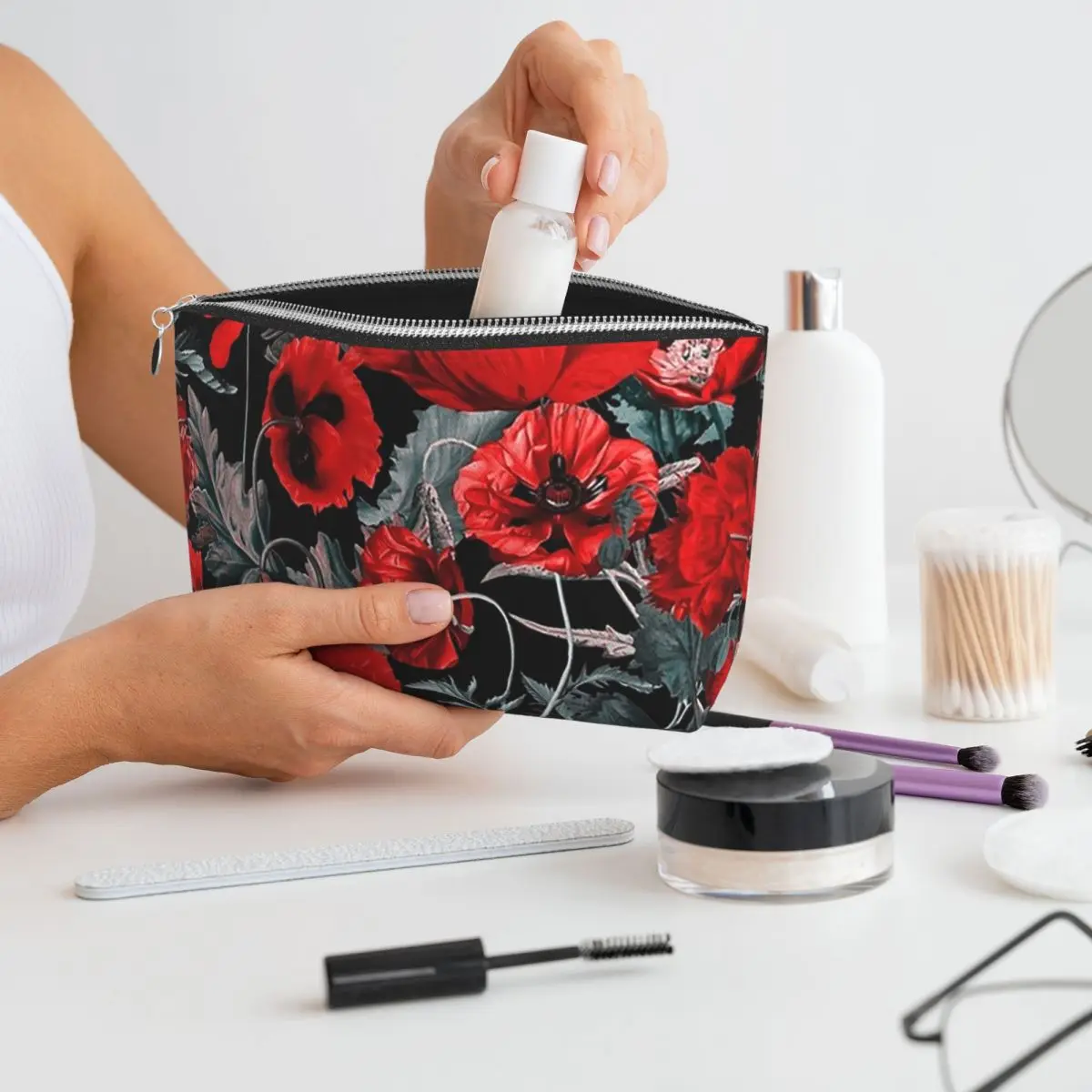 

Poppy Gard Women Cosmetic Bags Travel Makeup Organizer Pouch Toiletry Storage Dopp Kit Case