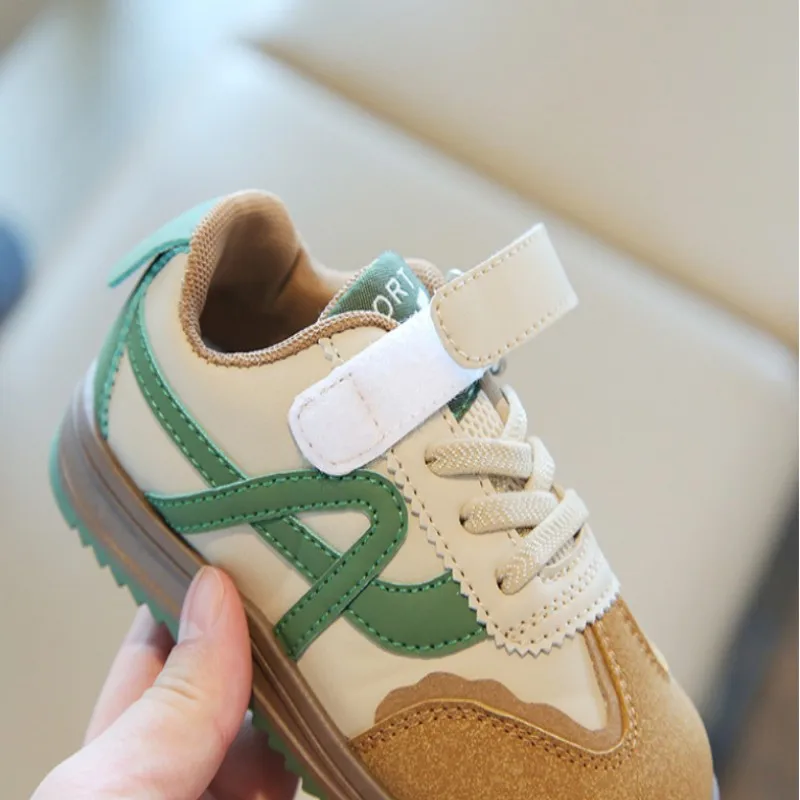 Chaussures Forrest Gump pour enfants 2025 printemps automne chaussures de sport pour garçons chaussures de planche décontractées chaussures d'entraînement pour bébé à semelles souples pour filles