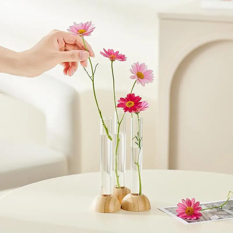 Creative Round Crystal Glass Vase Nordic Minimalist Design Wooden Base Hydroponic Planter for Office Desktop Decoration