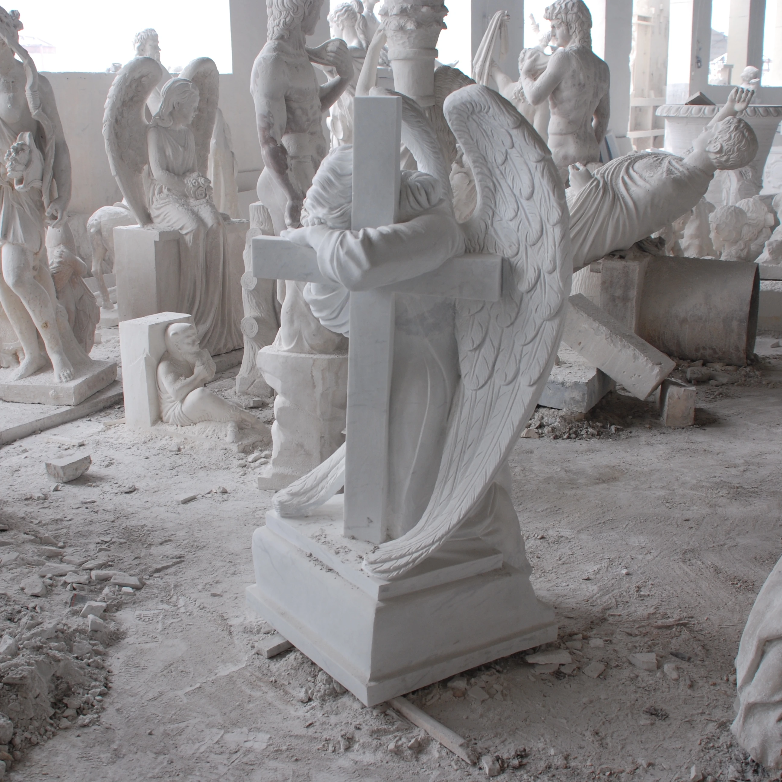 التخصيص الرخام الأبيض شواهد القبور مقبرة تذكاري تصميم الملاك حجر النحت منتج ممتاز في شواهد القبور