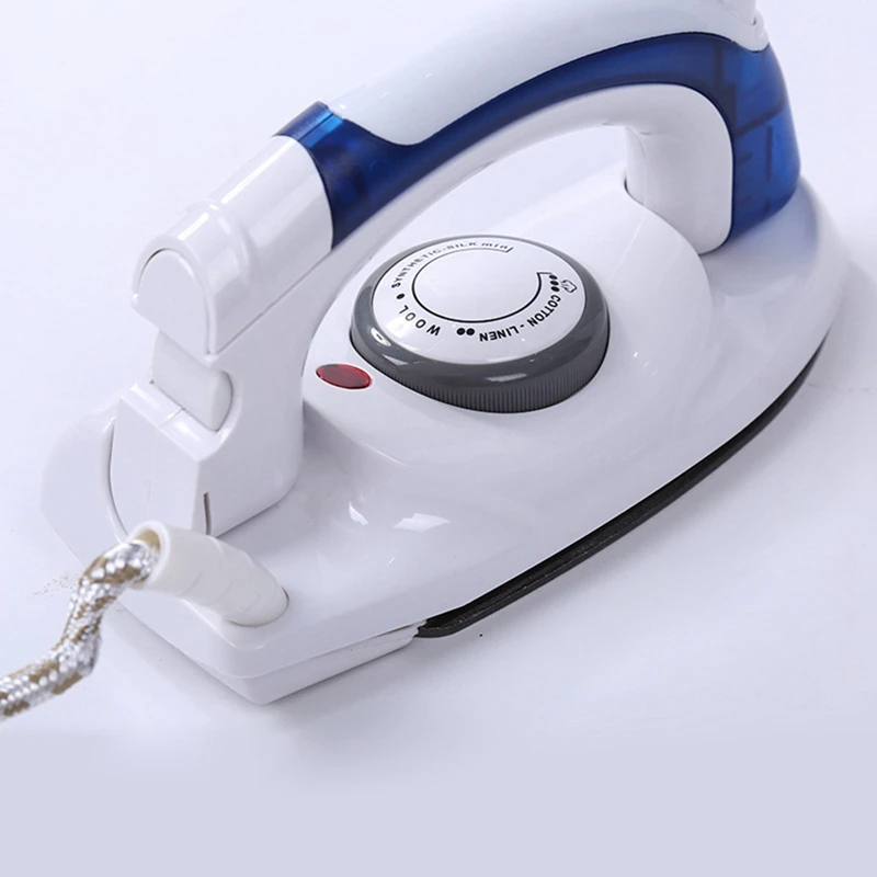 WISH Mini ferro da stiro a vapore portatile Ferro da stiro con piastra antiaderente Piccolo elettrodomestico per viaggi a casa e viaggi d'affari Spina europea