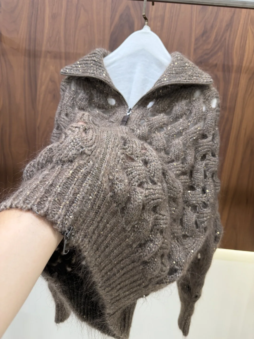 New Fall/Winter High-Quality, Fashionable Sequin-Embellished Openwork Zipper Knit Cardigan For Women 2026