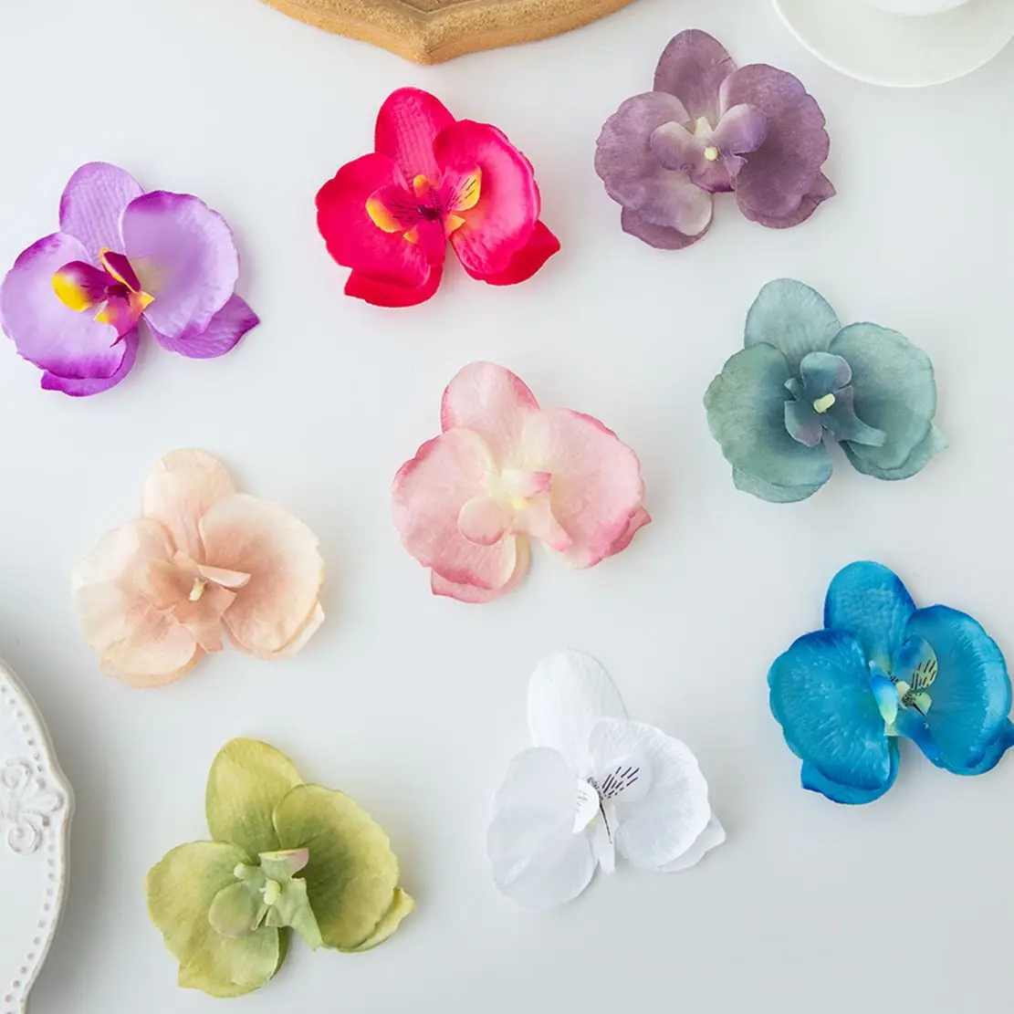 30/60 قطعة الحرير الزهور الاصطناعية مهرجان الأوركيد غرفة المنزل في الهواء الطلق حديقة الزفاف قوس باقة الزفاف ديكورا لتقوم بها بنفسك صندوق هدايا الدعائم