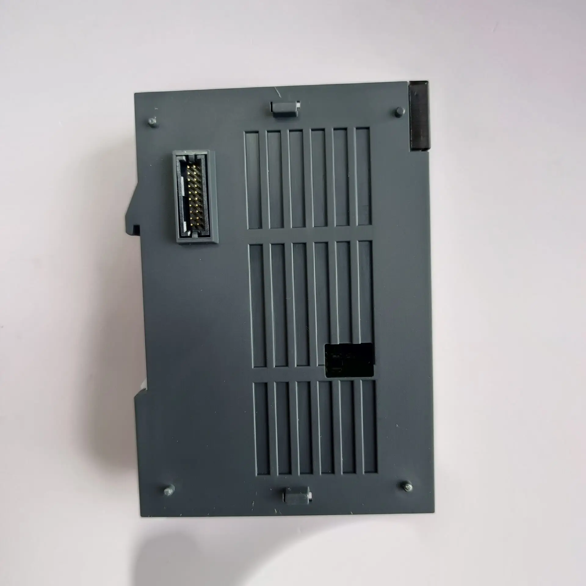 XBL-EIPT XBL-EIMT XBL-PMEC XBL-PSEA XBL-CMEA XBL-CSEA XBL-RMEA LS Controle de programa PLC