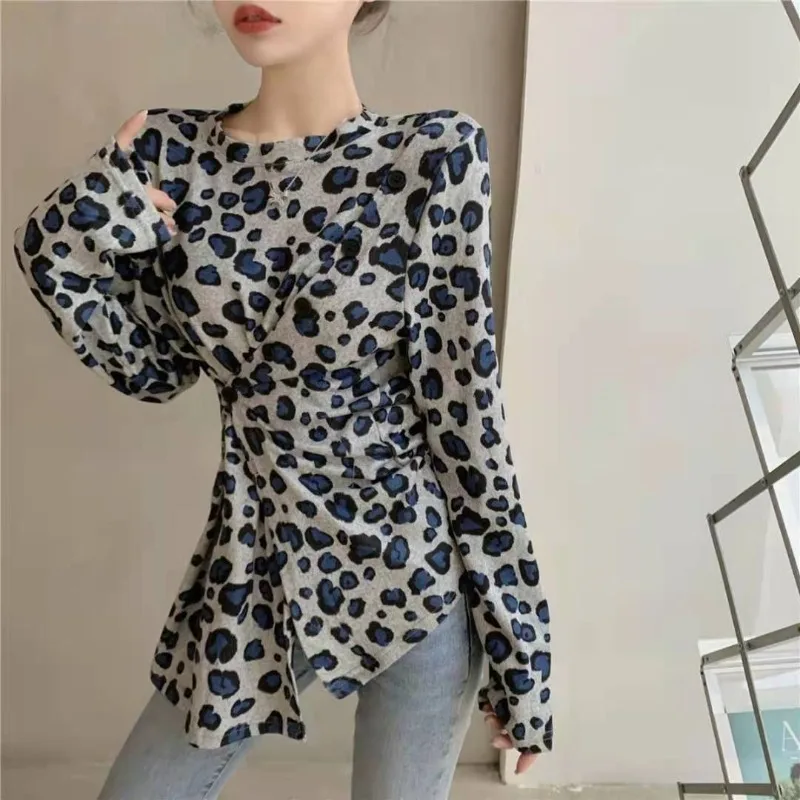 

Women Zebra Print T-Shirt Fall Winter 2026 Slim Fit Irregular Slant Button Casual Streetwear Layering Tee for Daily Outfits