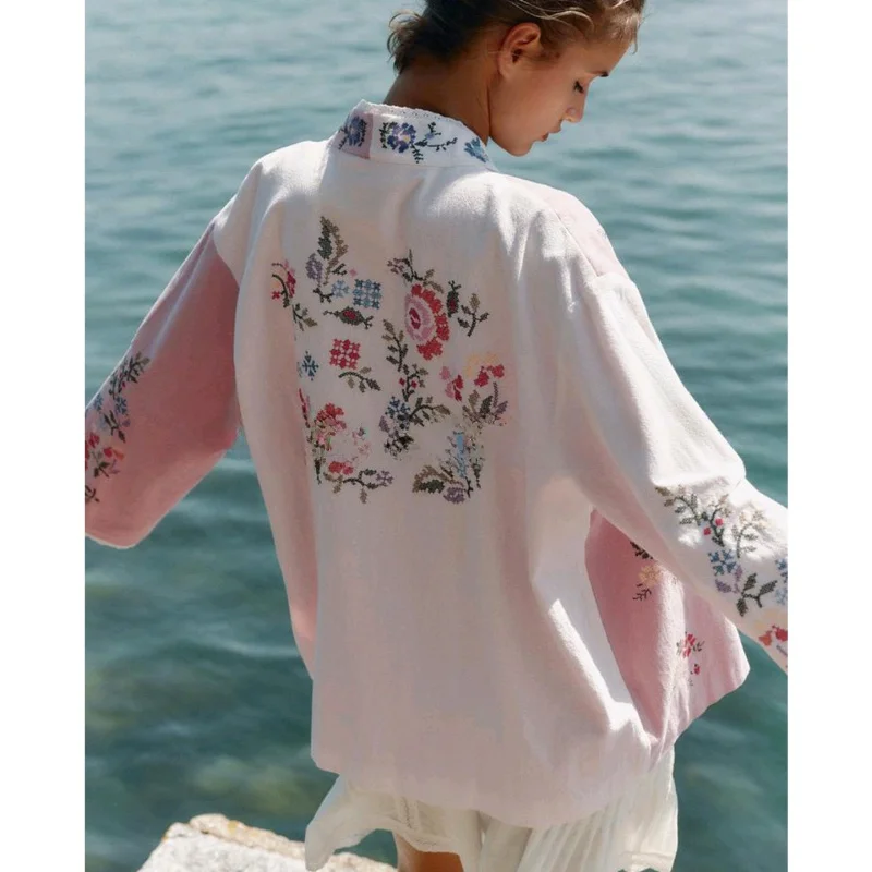 

New Autumn Women's Long Sve V-Ne Embroidered Open Front Long irt Color Blo Floral Stitching Loose Fit Cotton Blend