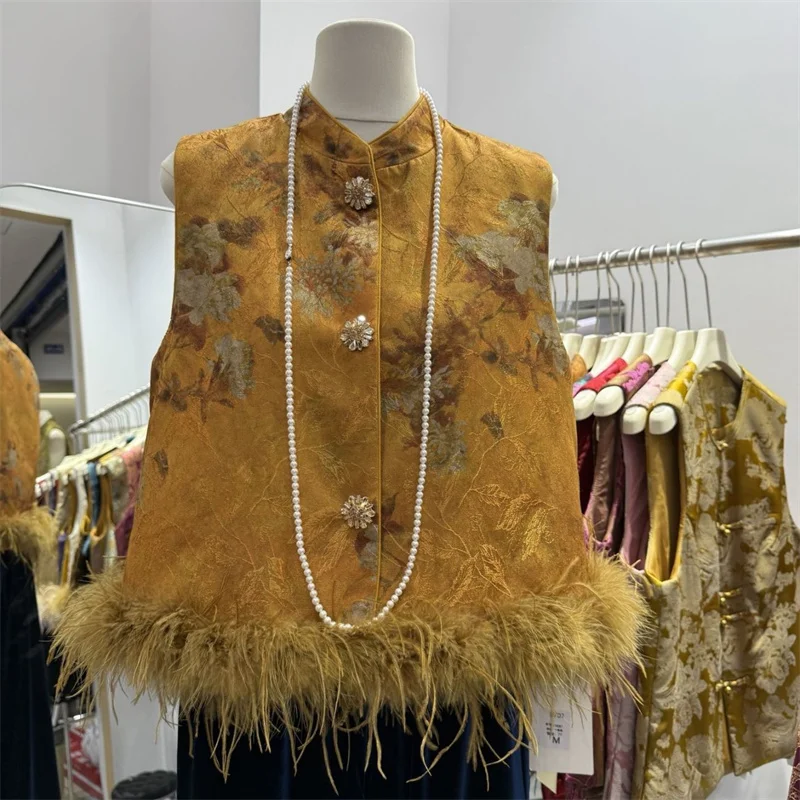 New Outerwears  Fashion Loose Ostrich fur Vest With Cotton Jacket Chinese Dark Jacquard Diamond Buckle Sleeveless Vest Jacket