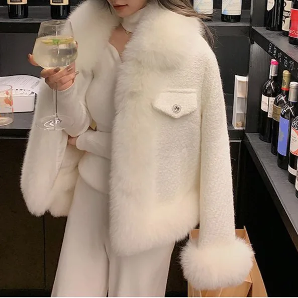 Spring 2026 New Womens Jacket Coats Fox Fur Collar Fashion Short Jacket Luxury Puffer Warm Jackets Female Outwear