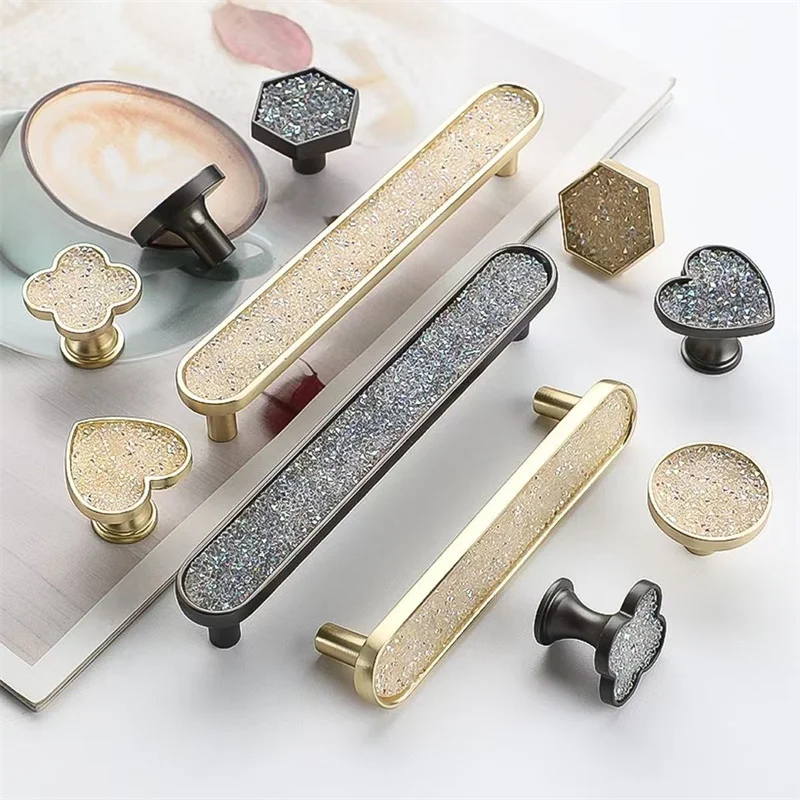 Light Luxury Kitchen Cabinet handles Gunmetal Wardrobe Door Handles Pulls Gold Diamond Drawer Knobs Zinc alloy Furniture Handles