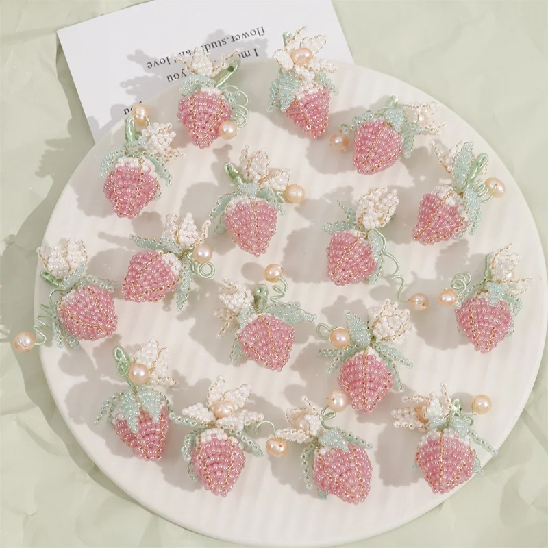 Min order 10pcs/lot pink glass beads decoration handmade Strawberry shape beads charms diy jewelry garment accessory
