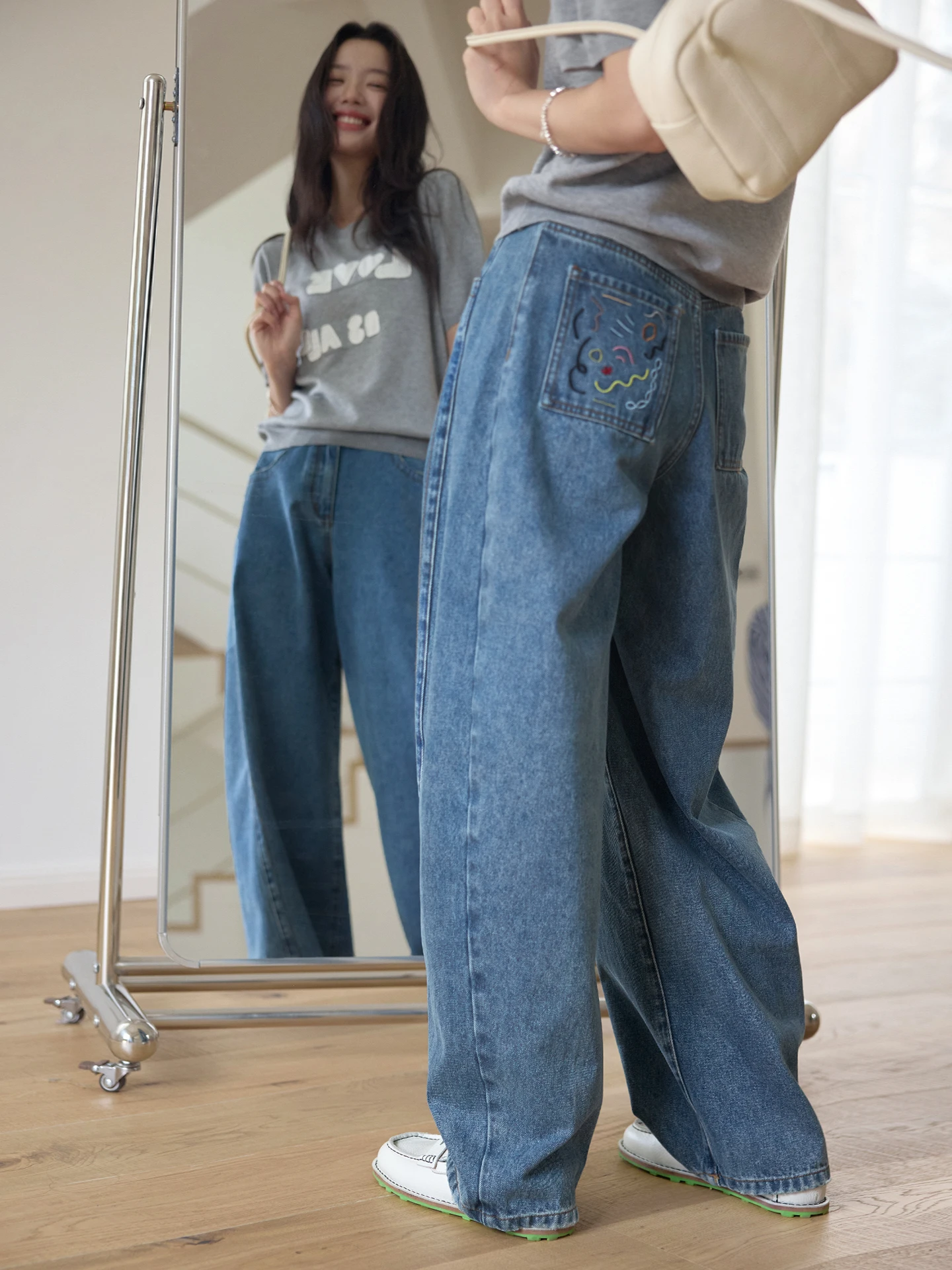 

Джинсы женские с высокой талией, прямые, синие, широкие брюки, повседневные, с вышивкой цветов, эффект похудения, летняя одежда