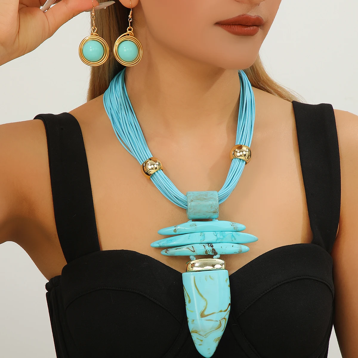 

Western Jewelry Set Fashion Irregular Imitation Turquoise Wax Rope Statement Necklace And Earrings Women's Party Accessories
