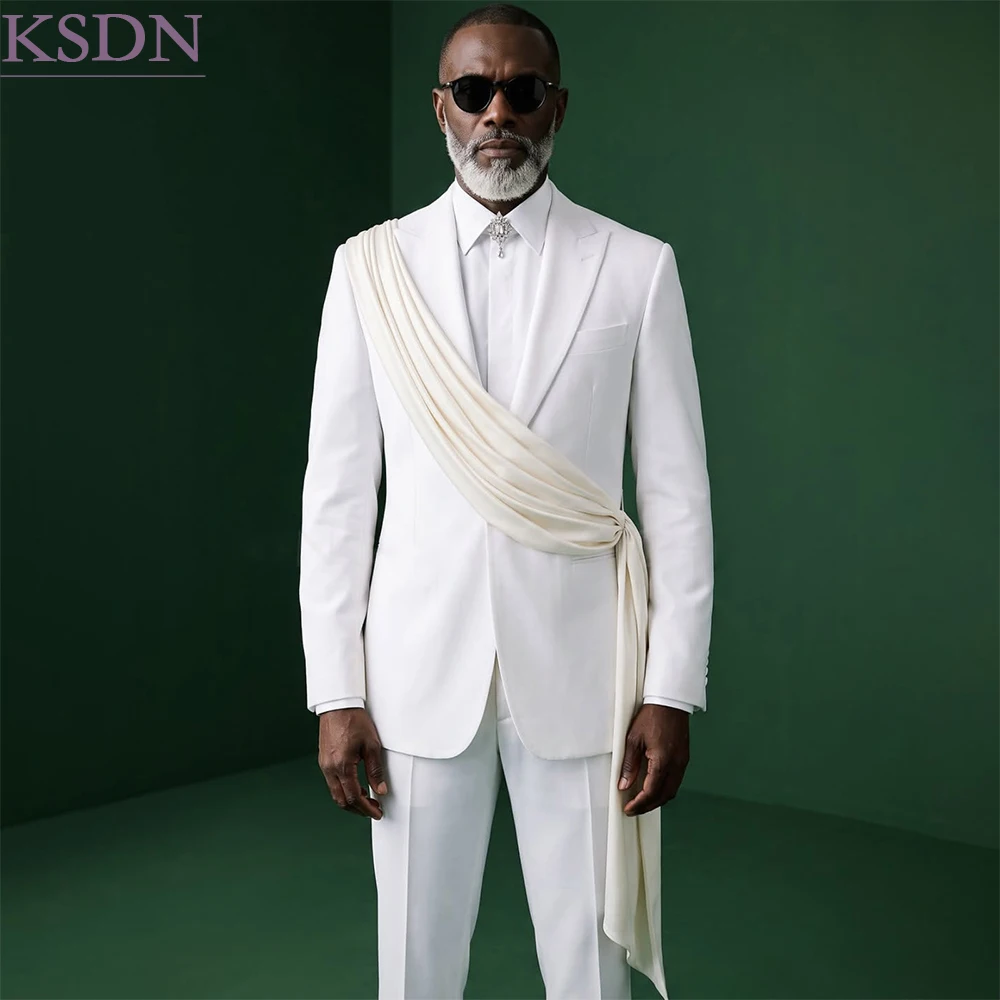 Stylish White Men's Suits With Draped Sash Luxury One-Button Peak Lapel 2 Piece Jacket Pants Groom Graceful Outfits Costume