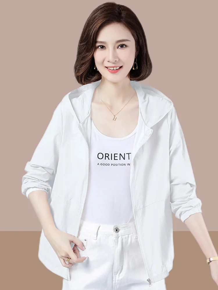 Women's Summer 2024 New Style Outdoor Breathable Fashionable Lightweight Hooded Zipper Closure Long Sleeve Sun Protection Jacket