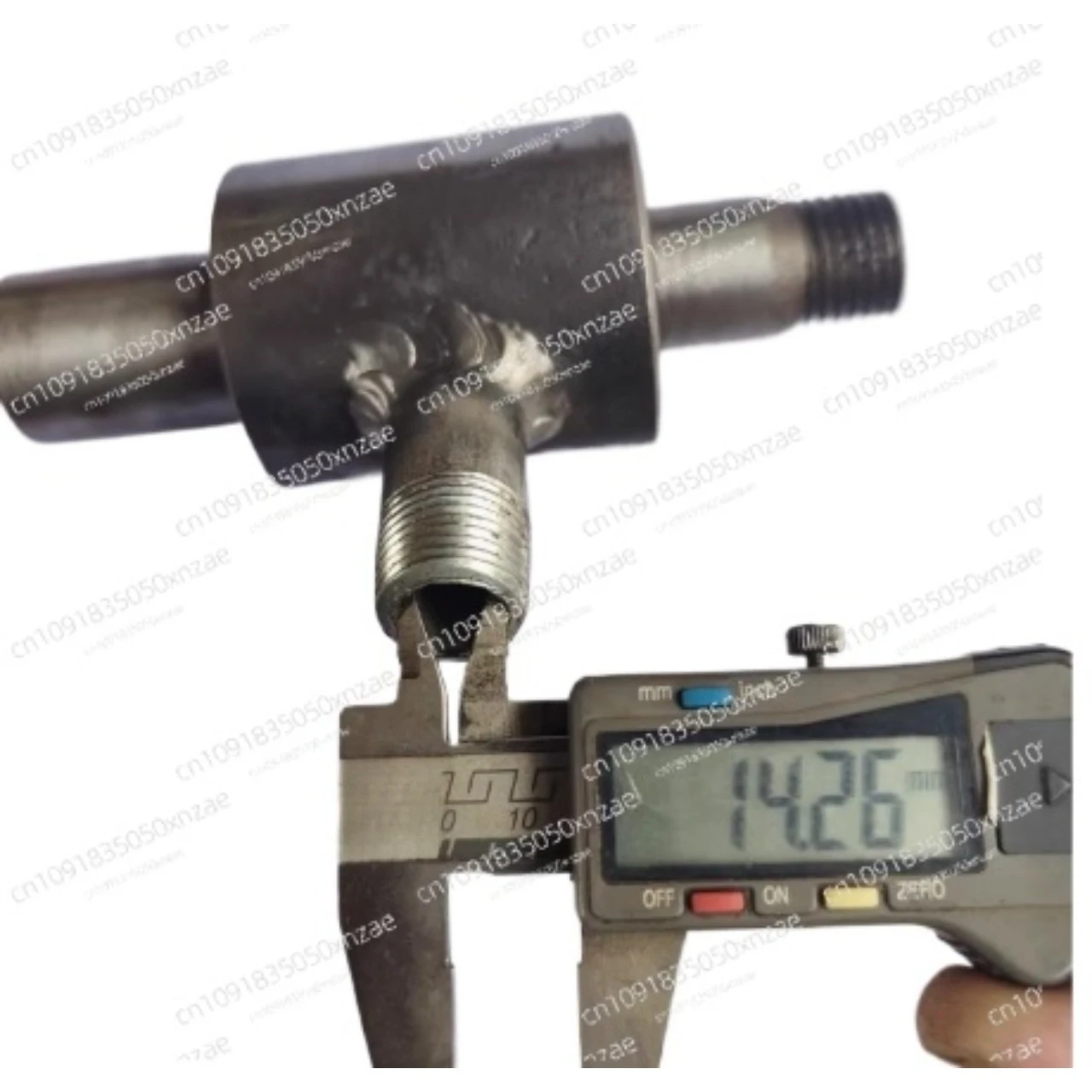 

Drilling rig Drill pipe Sewage water injector Rhinestone Drilling sewage water injector Pressurization and flow increase water