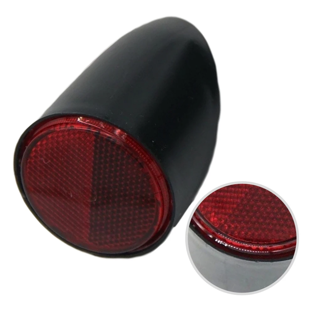 Plastic Red Round Rear Reflector 8192069025 for Toyota For Land Cruiser For BJ40 FJ40 FJ45 FJ55 1973-1984 Direct Fit