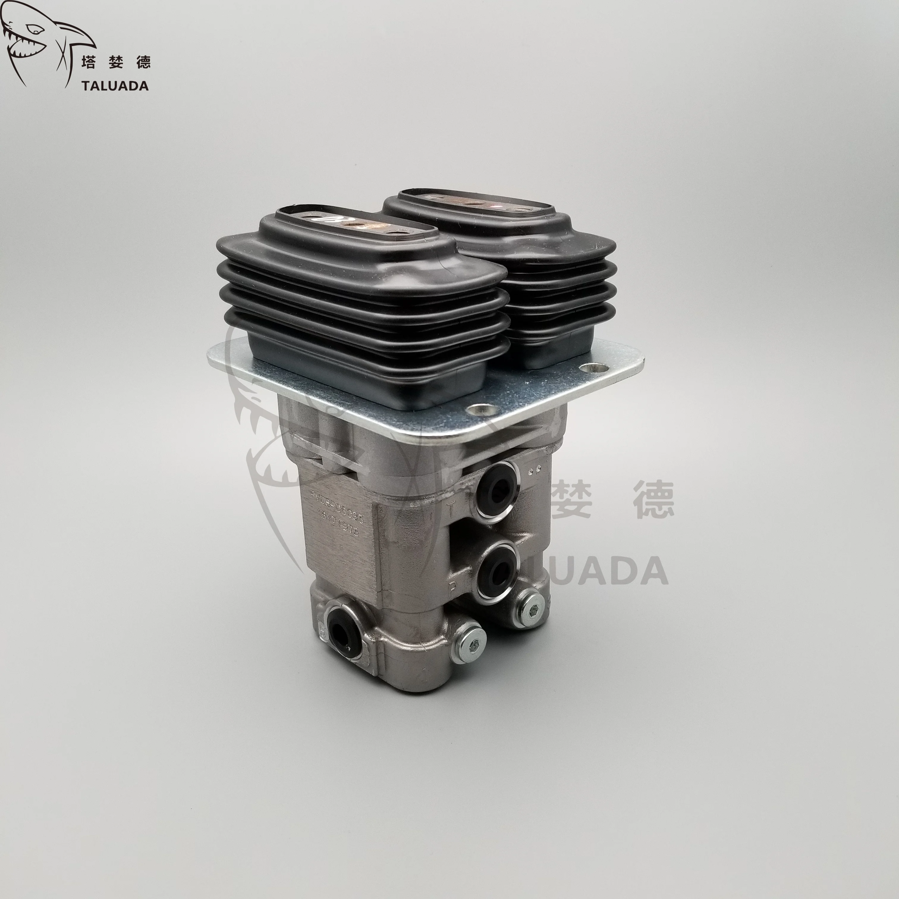 TALUADA Excavator Parts Sany Original Foot Valve SY215 Foot-operated Valve Travel Pedal Foot Valve Control Assy SY215-8 SY235-8