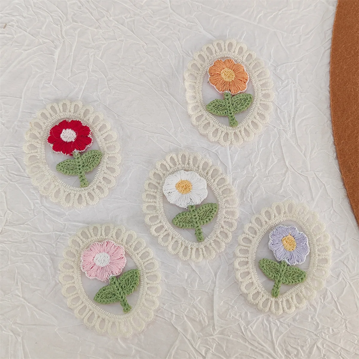 15PCS Embroidery flowers oval lace tulip fabric stickers accessories clothing bags hats cloth labels decorative accessories