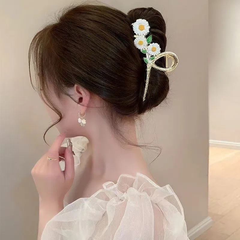 Spring Popular Hand-painted Oil Flower Hair Clip, Sweet and Girlish Temperament, Hair Clip on the Back of the Head.