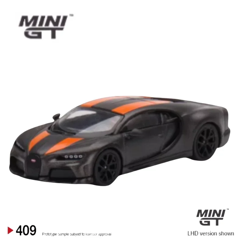 1:64 Bugatti Chiron Super Sport alloy die cast car model. Holiday gifts for children，children\'s collection gift room decoration.