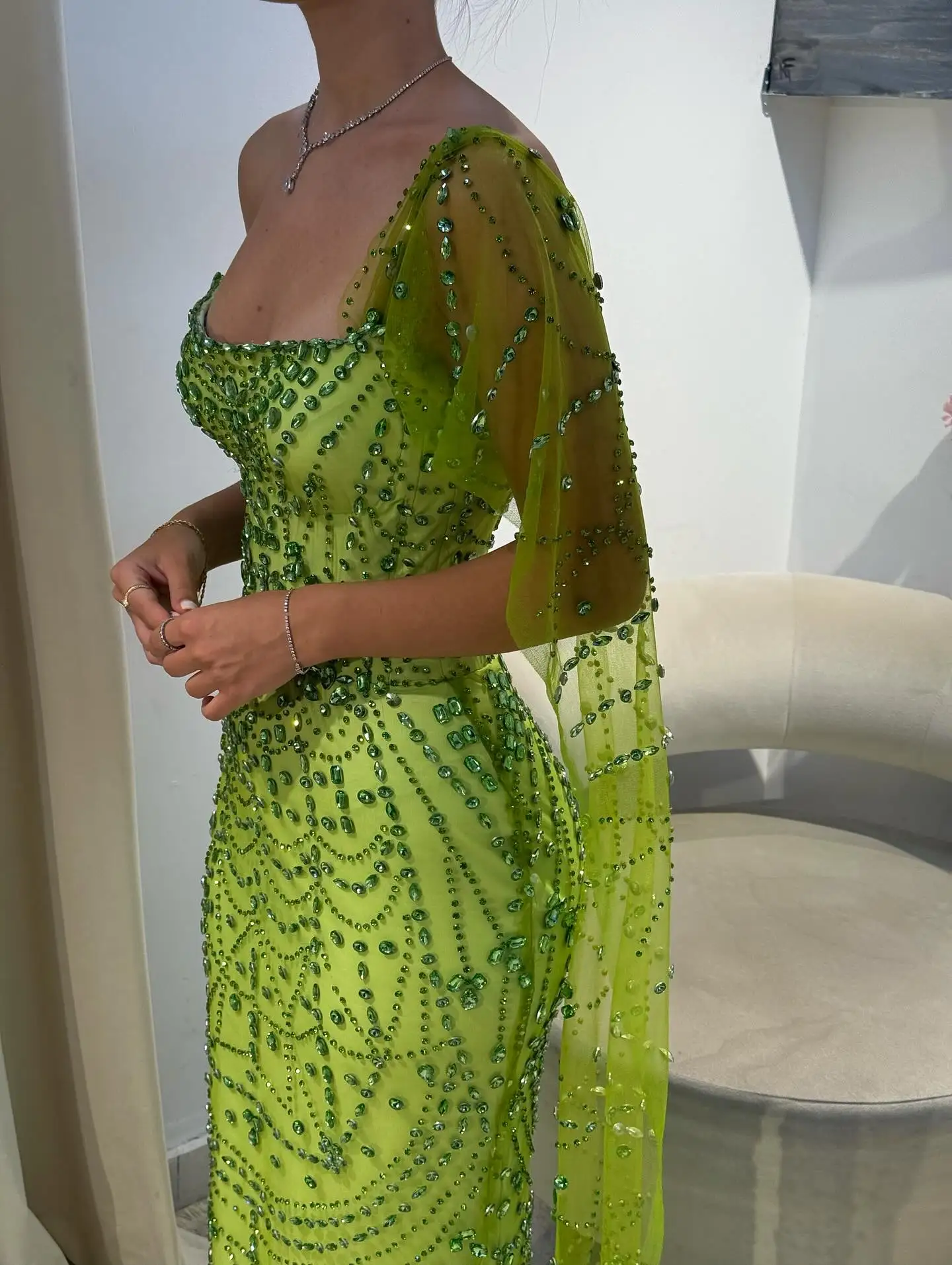 SWEMILE Grüne Meerjungfrau-Abendkleider, Kristallperlen, Tüll, einschulterig, trägerlos, Abendkleid, luxuriös, maßgeschneidert, Saudi-Arabien