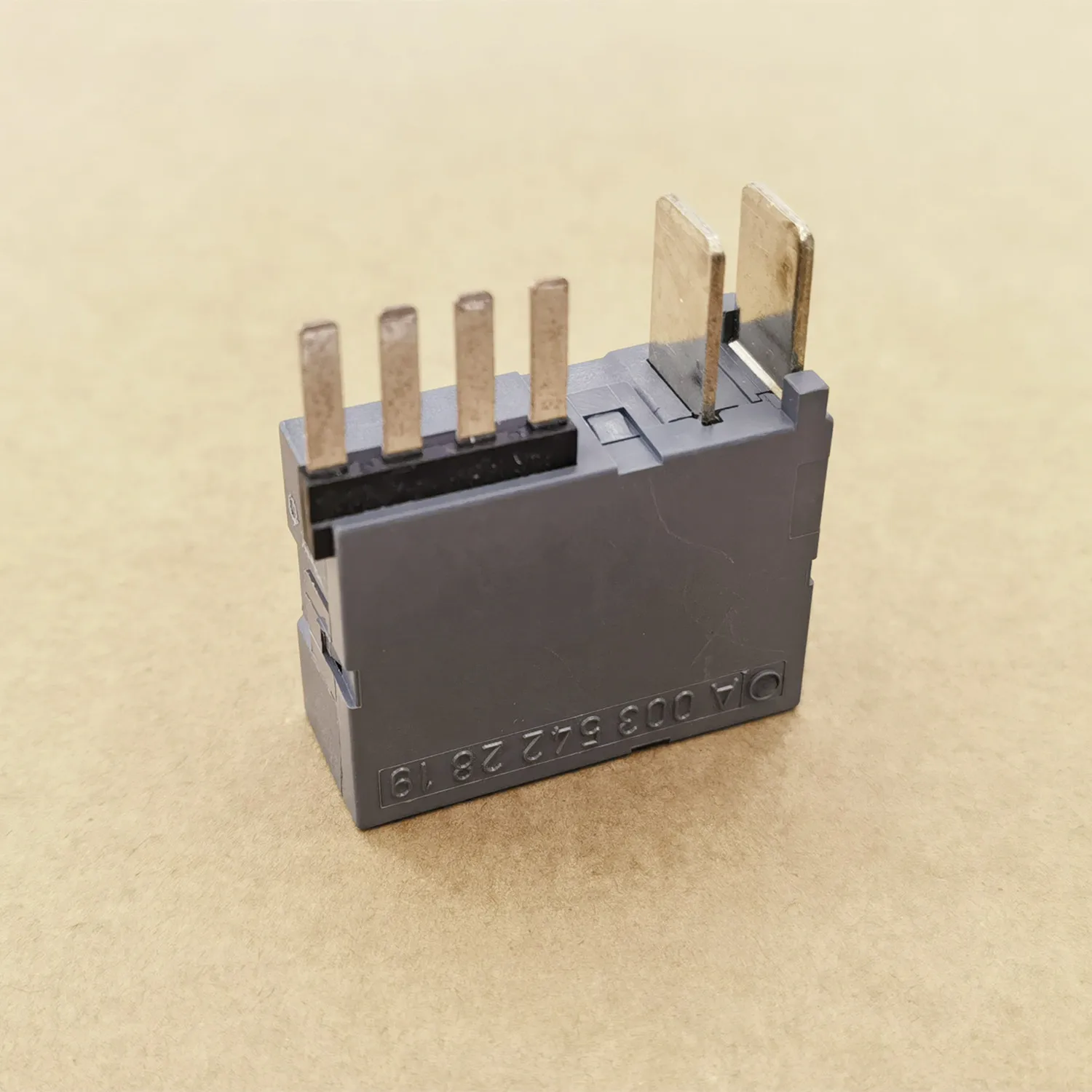 Hot Spot A 0035422819 Relais 704T-R1A-F025 60A 12V – Detail 4