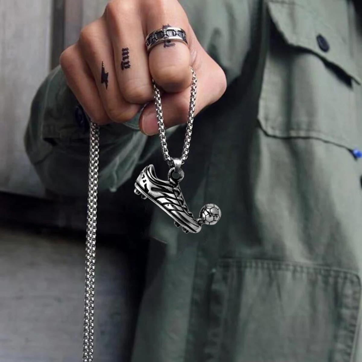 Punk Style Sports Shoes for Men with Chain Pendant Necklace and Clothing Accessory